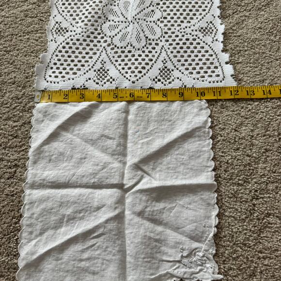 5 Piece LOT Vintage Handkerchiefs Doily Table Runner Crochet Coverlet Napkins - Picture 9 of 13